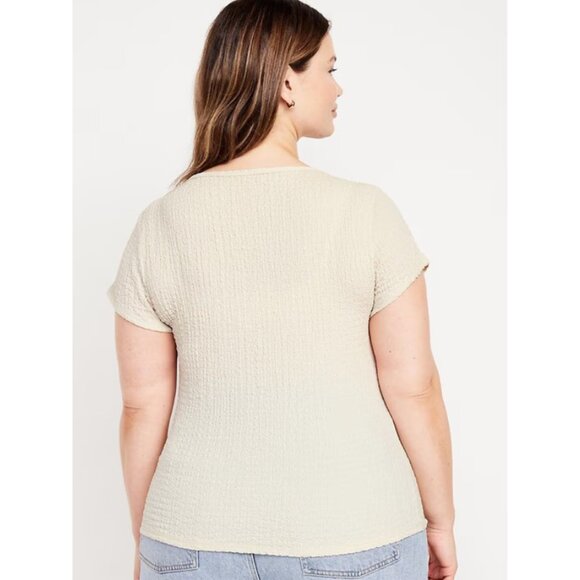 Old Navy Fitted Square-Neck T-Shirt in Textured Ivory - Picture 2 of 9